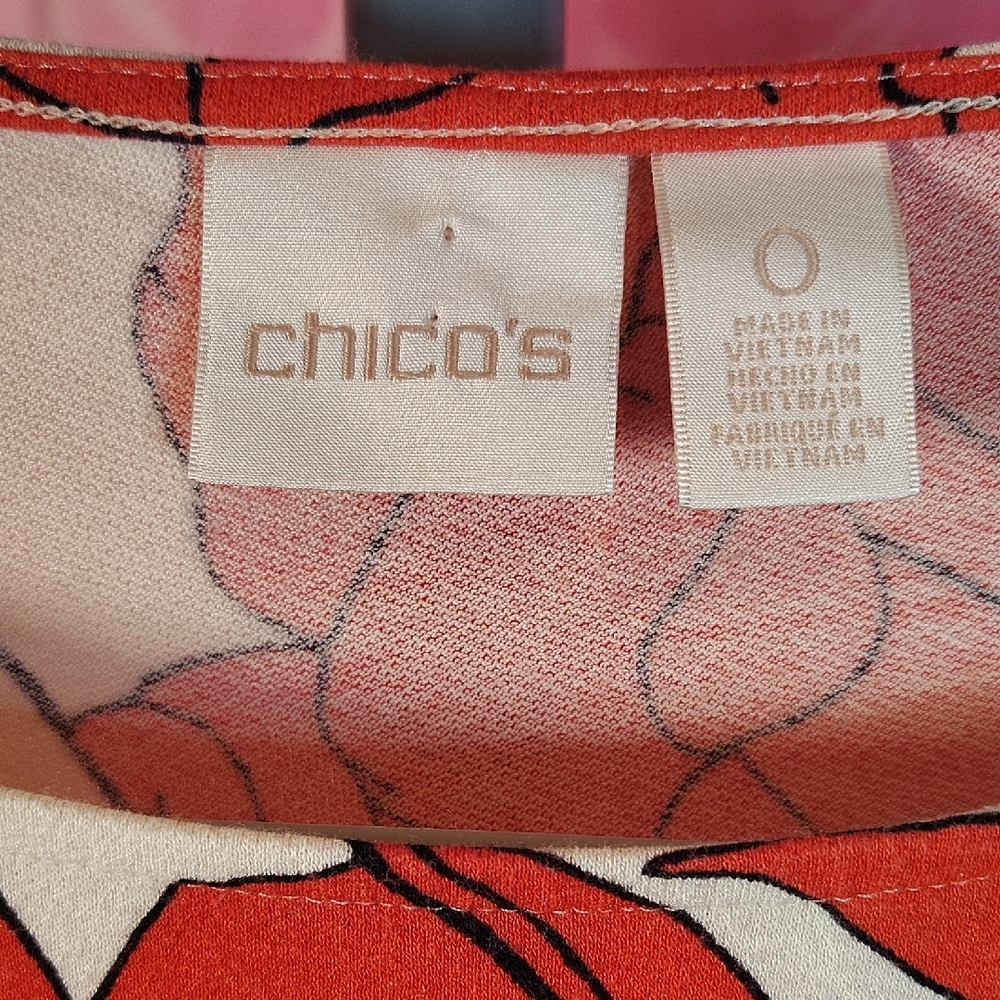 Chico's Red Floral Short Sleeve Tee - Picture 2 of 6
